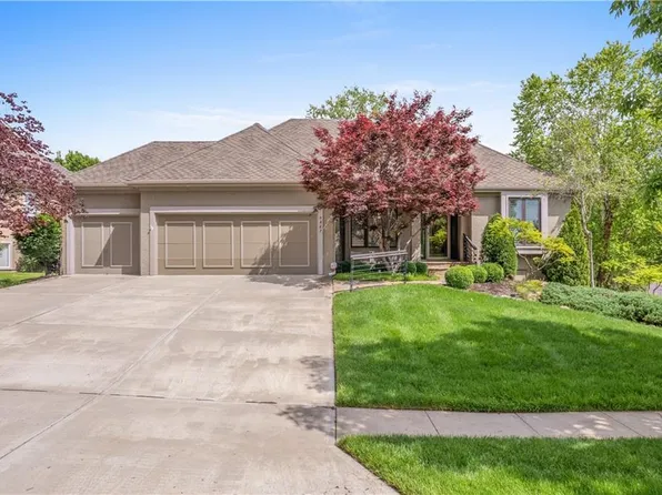 5907 W 145th Ter, Overland Park, KS 66223