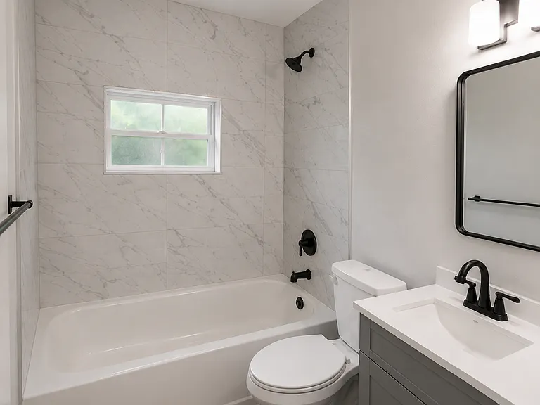 1312 N Adams St #2 — Photo 2