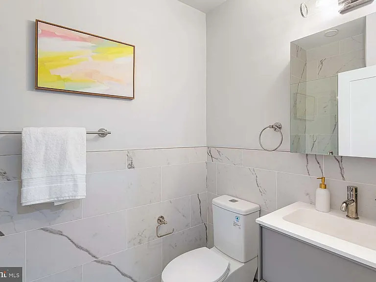 1516 E Capitol St NE #1 — Photo 12