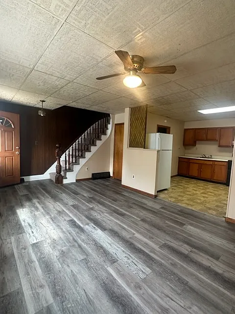 2 bed, 1200 sqft, $1,350 — Photo 3