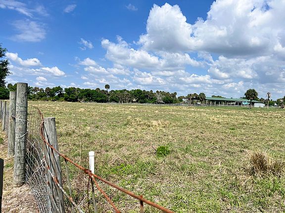 2nd image of 3123 SW 24th Ave