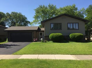 618 E Theodore Ln, Itasca, IL 60143