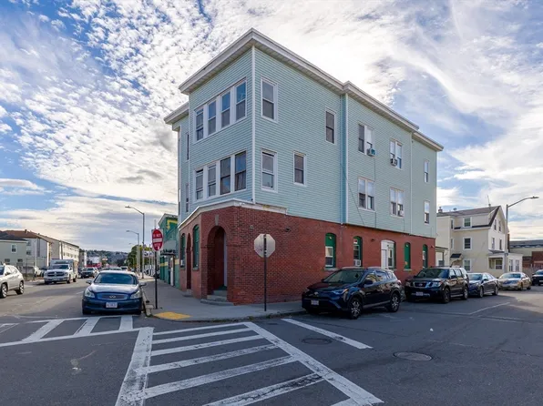 340 Harding St, Worcester, MA 01610