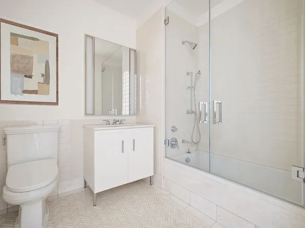 100 Barclay Street image 15 of 37