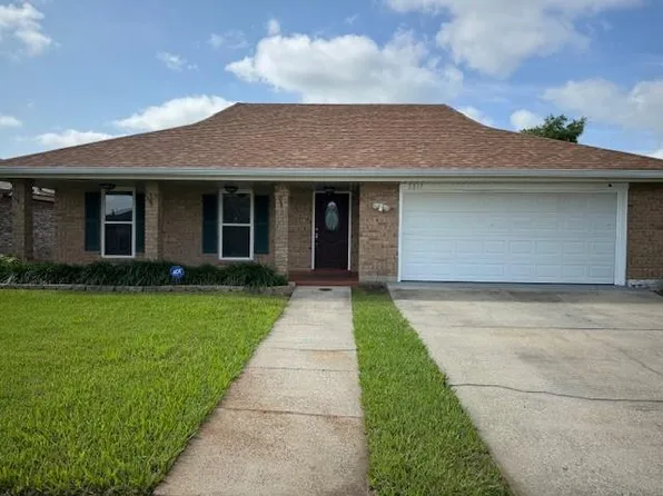 2217 Stall Dr, Harvey, LA 70058