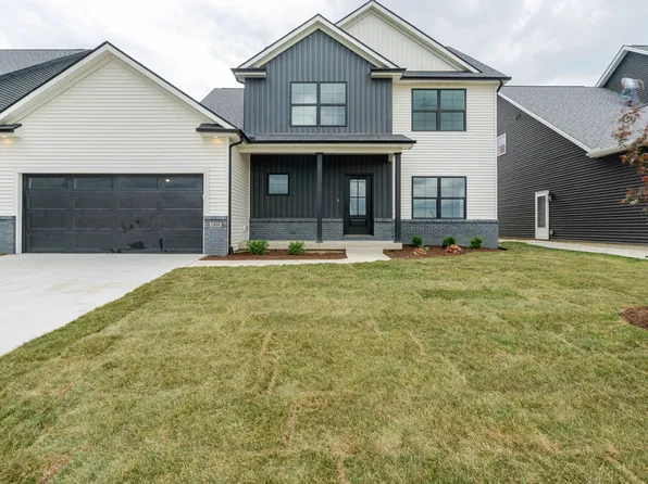 1304 Woodbine Rd, Bloomington, IL 61704