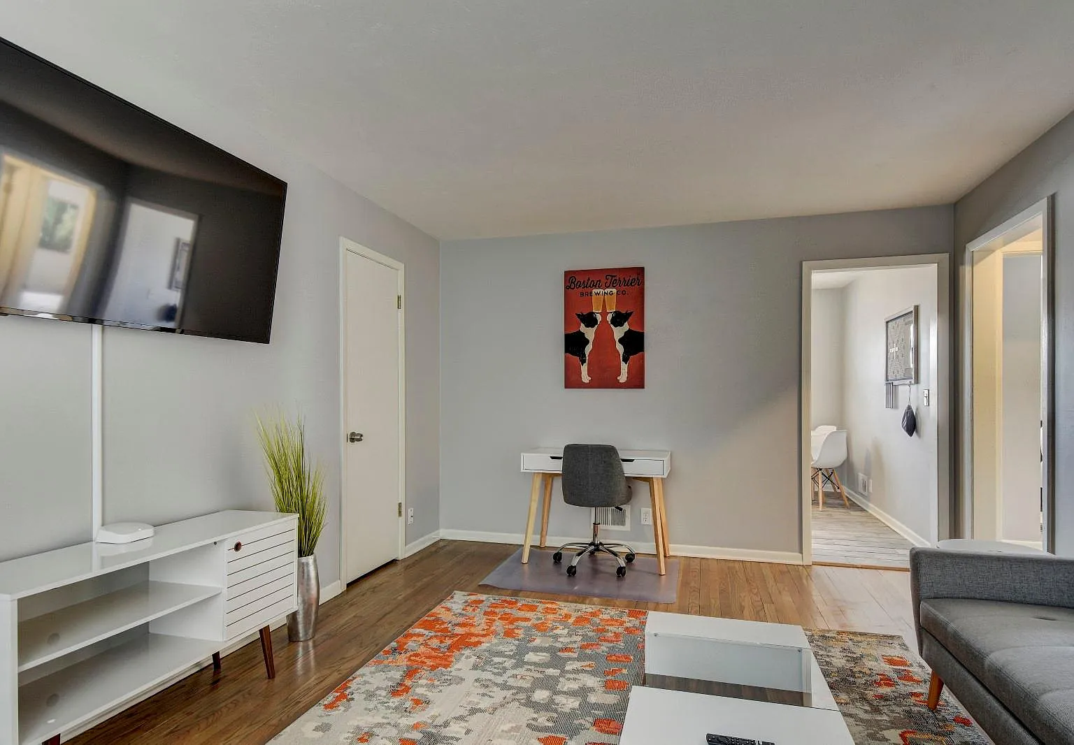 3005 S 108th Street — Photo 3