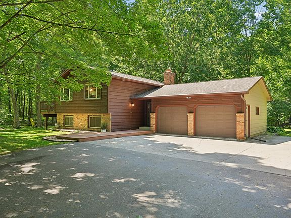 2nd image of 4697 McAllister Ave NE