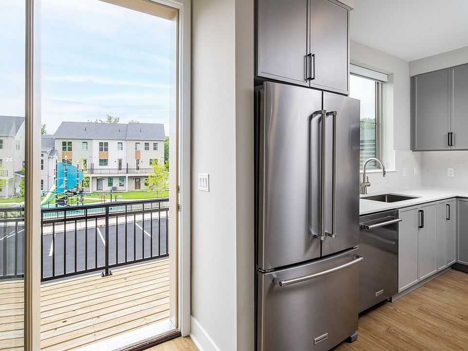 Signature Collection townhome with balcony