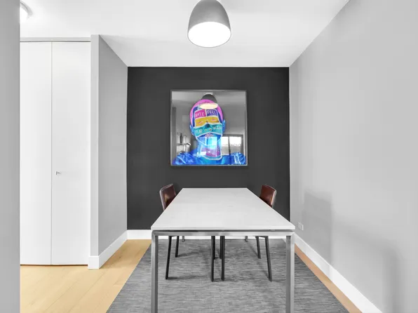 407 Park Avenue South image 5 of 15