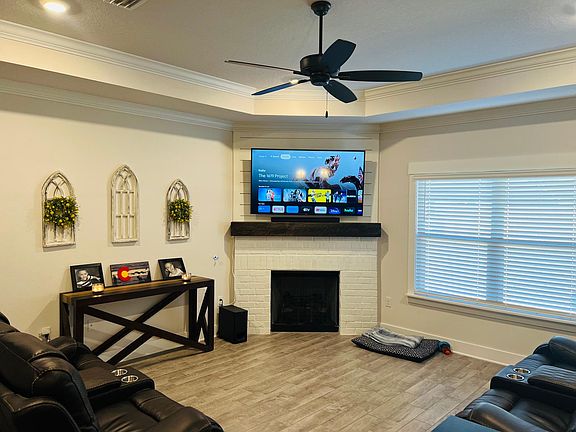 2nd image of 4596 Phoenix Palm Dr
