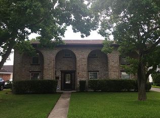 10127 Sageroyal Ln, Houston, TX 77089