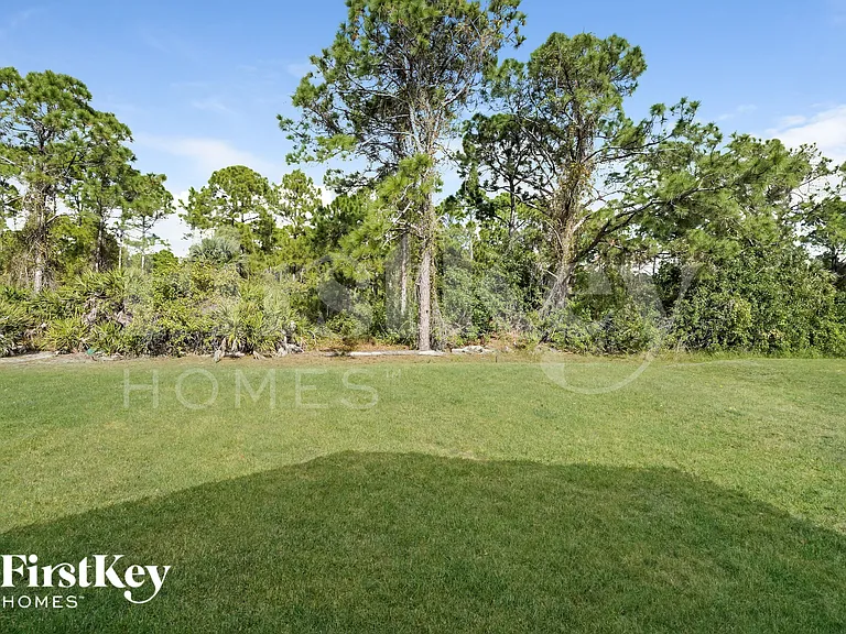 12246 Gulfstream Blvd — Photo 15
