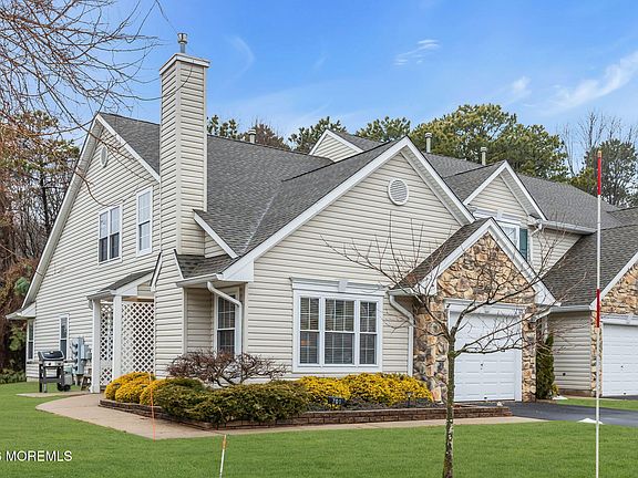2nd image of 701 Carnation Drive