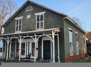 302 E 3rd St, Augusta, KY 41002