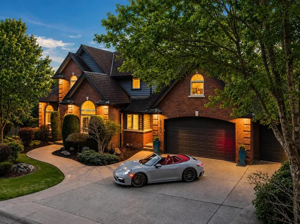 2405 Cranberry Ct, Abbotsford, BC V3G 2W8