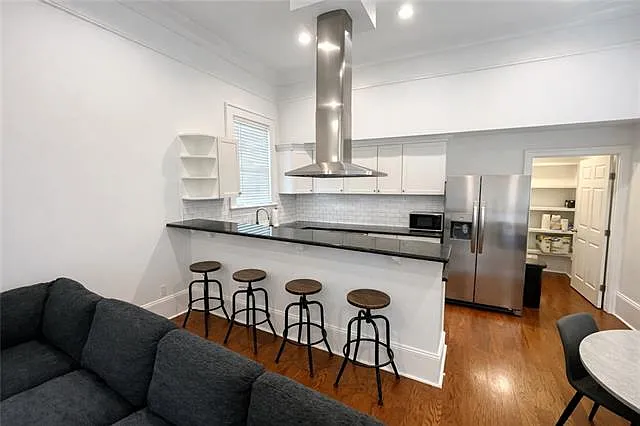 2 bed, 1.0 bath, 950 sqft, $2,200 — Photo 4