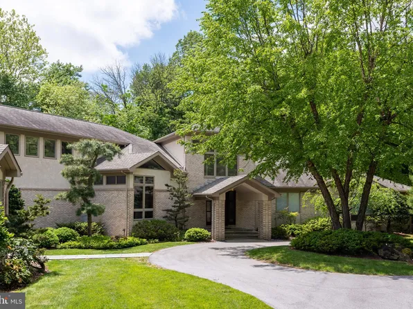 150 Timber Lake Dr, Media, PA 19063
