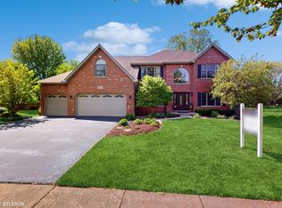 2619 Salix Cir, Naperville, IL 60564