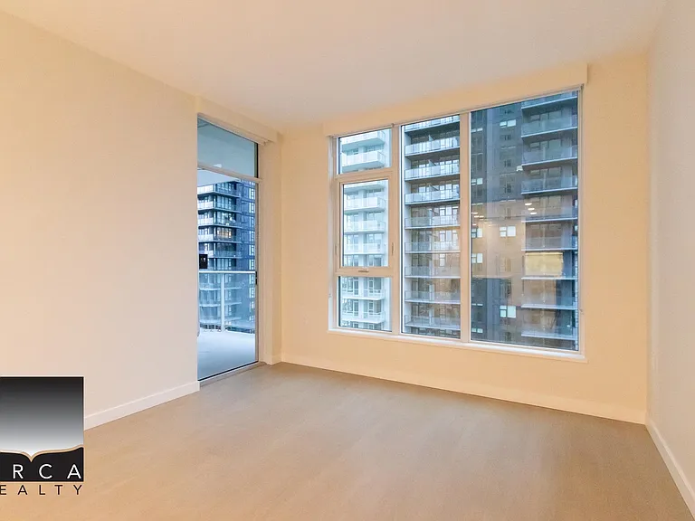 4168 Lougheed Hwy #1804 — Photo 6