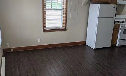 502 E Kerr Ave — Photo 6