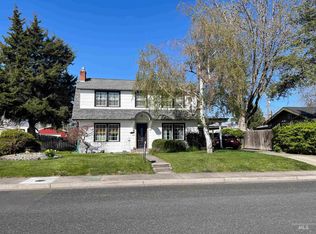 736 3rd St, Clarkston, WA 99403