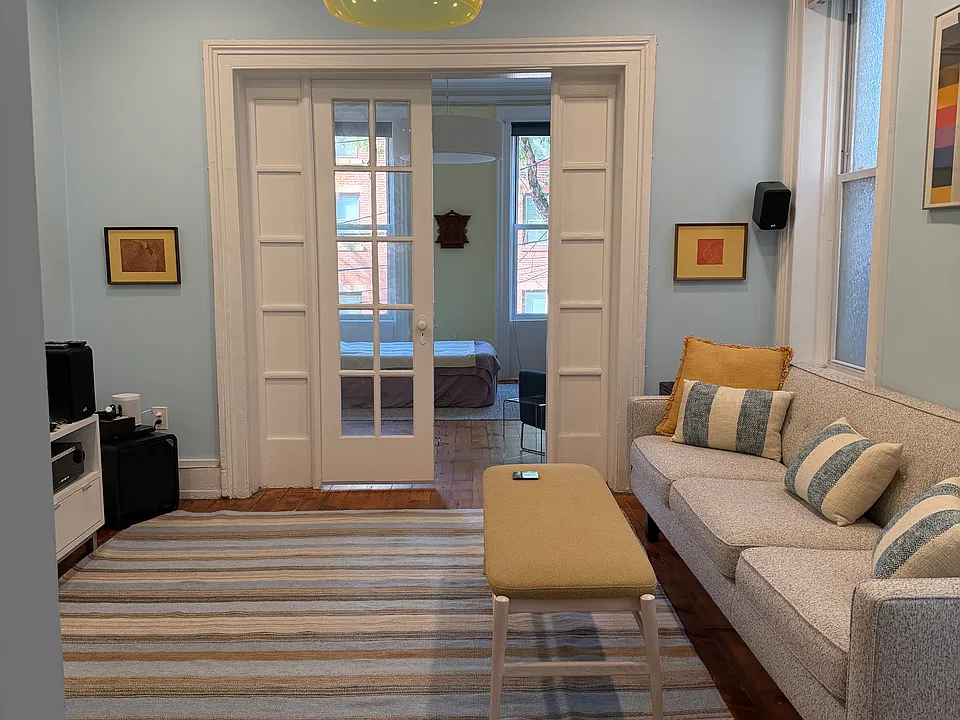 18 Erie St #1