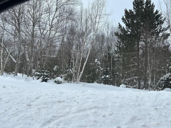 Heritage Dr, Negaunee, MI 49866
