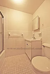 Rented by R New York