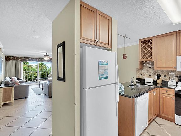 2nd image of 502 Gulf Shore Dr Unit 211