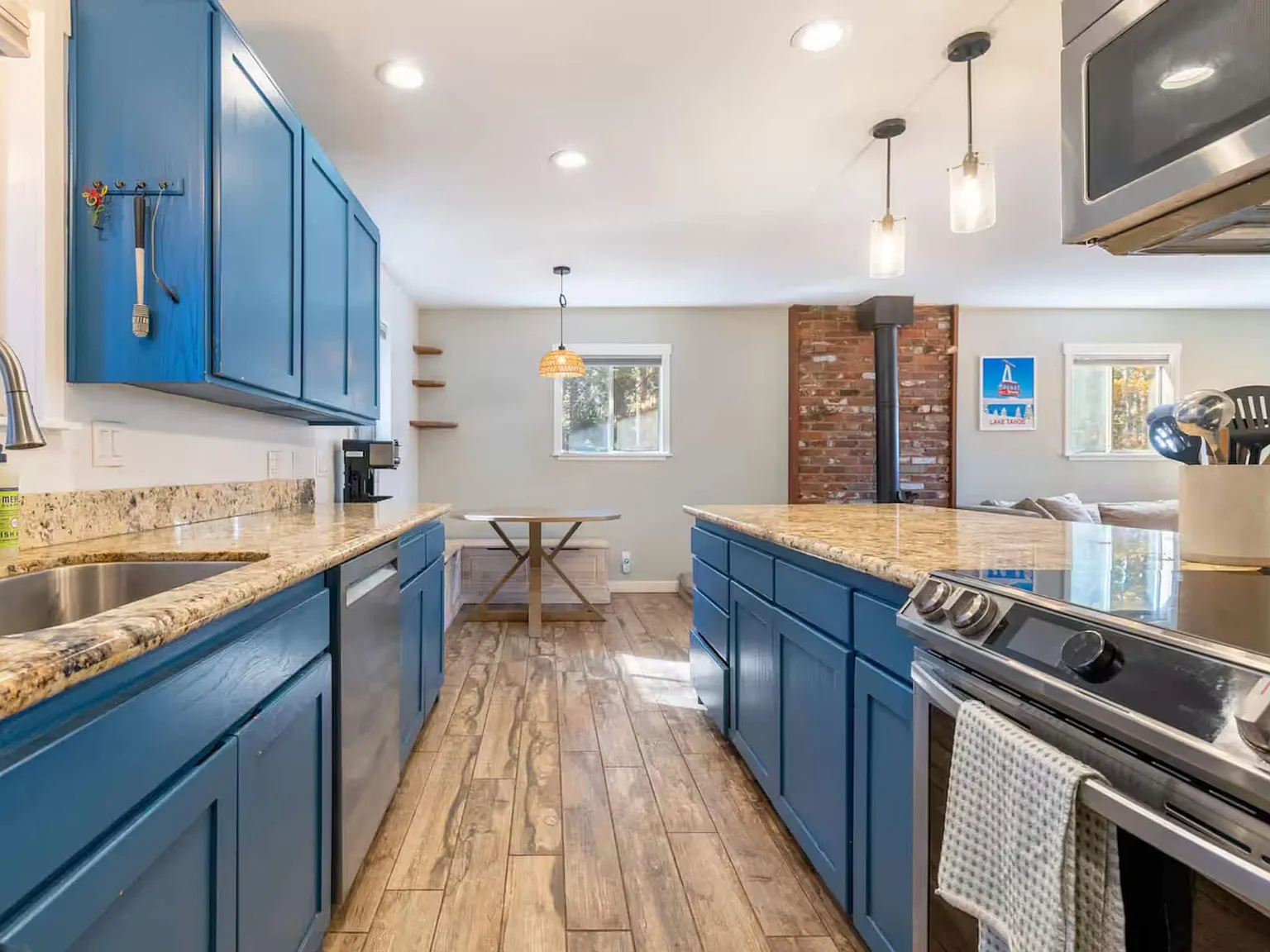 3 bed, 1500 sqft, $7,000 — Photo 3