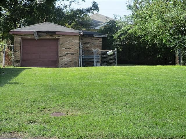 1st image of 3046 Clouet St