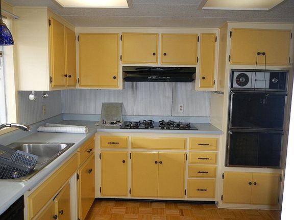 5th image of 2565 Portola Dr #52