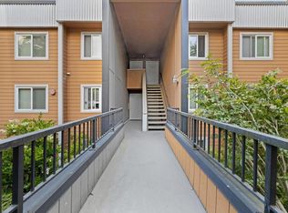 738 Kirkland Cir APT E202, Kirkland, WA 98033