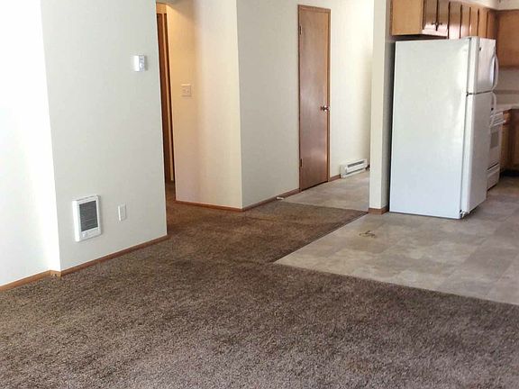 4th image of 3141 E 32nd Ave APT B