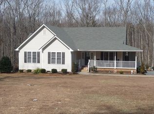 4969 Hill Rd, Kents Store, VA 23084