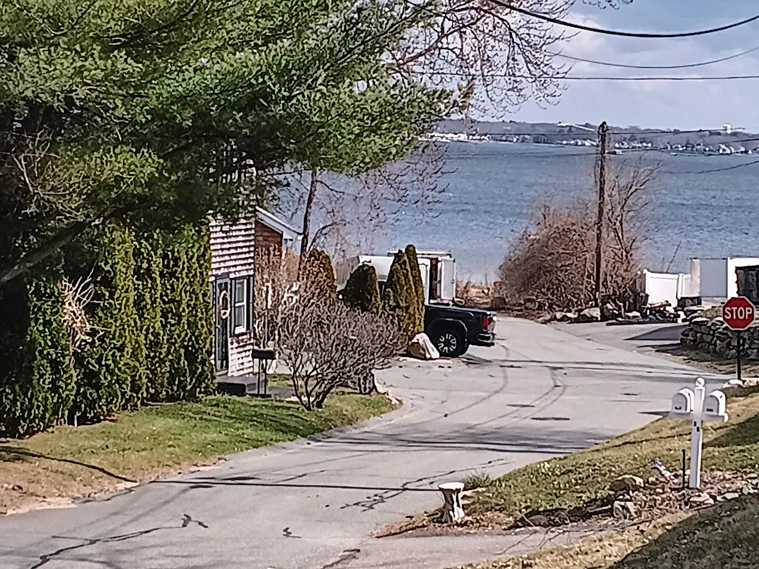 44 Rock Ave — Photo 2