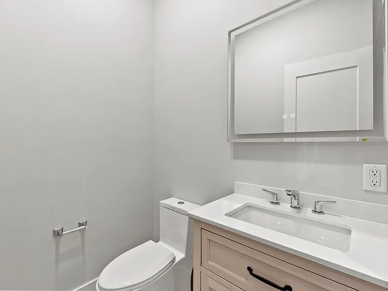 105 Brandon Ct — Photo 35