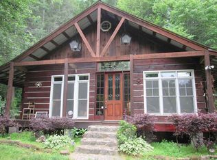 6026 Globe Rd, Collettsville, NC 28645