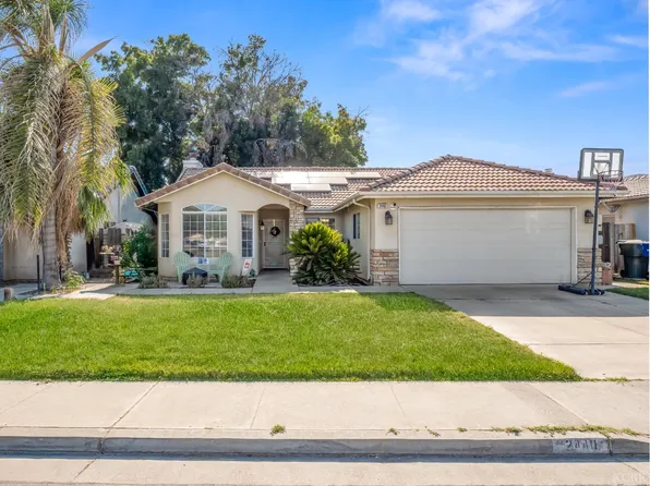 2440 Zion Way, Hanford, CA 93230