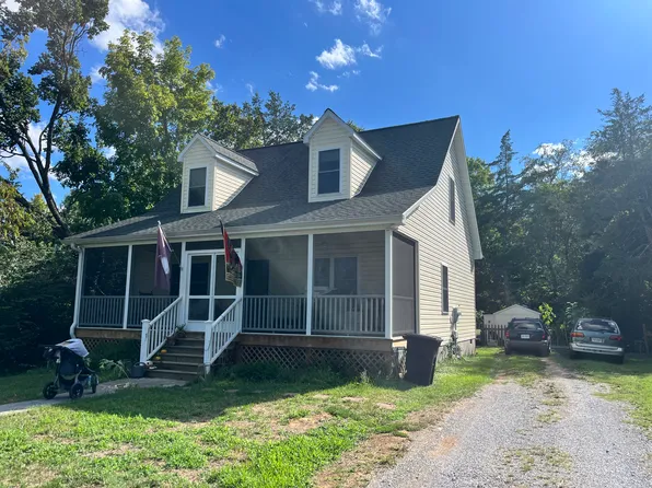 403 Wills Rd, Lexington, VA 24450