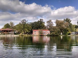 2981 Stephanie Ct, Waterford, MI 48329