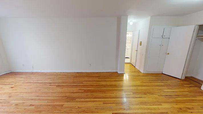 Rented by Metro Garden Realty NYC | media 8