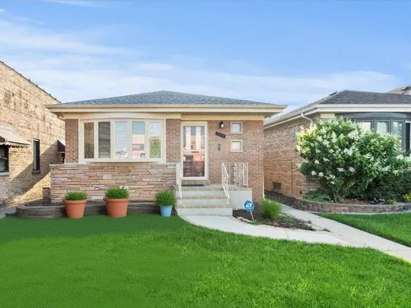 2834 N Narragansett Ave, Chicago, IL 60634