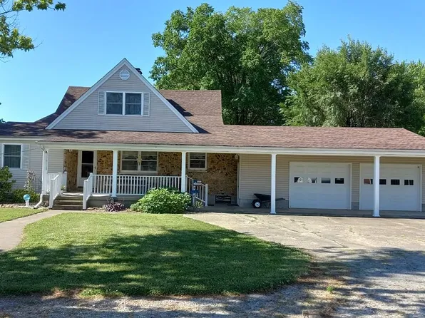 6179 N 2400th St, Wheeler, IL 62479