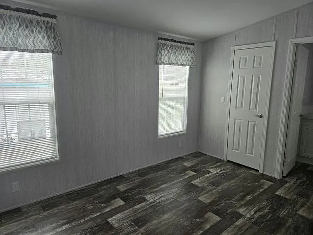 2 bed, 2.0 bath, 800 sqft, $1,875 — Photo 3