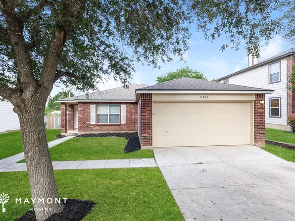 11233 Forest Pass Ct, Live Oak, TX 78233