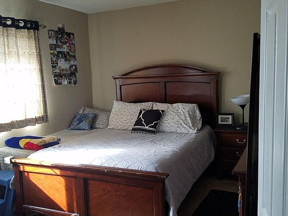 4th image of 4605 Greenholme Dr APT 2