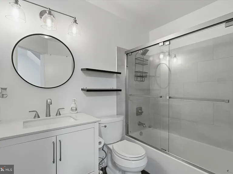 14229 Oakpointe Dr — Photo 20