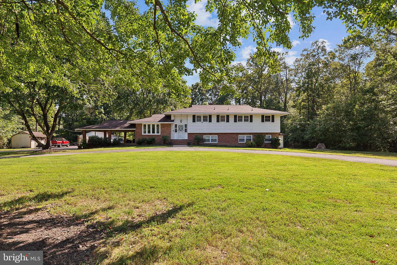 3215 Woodcox Rd photo 1